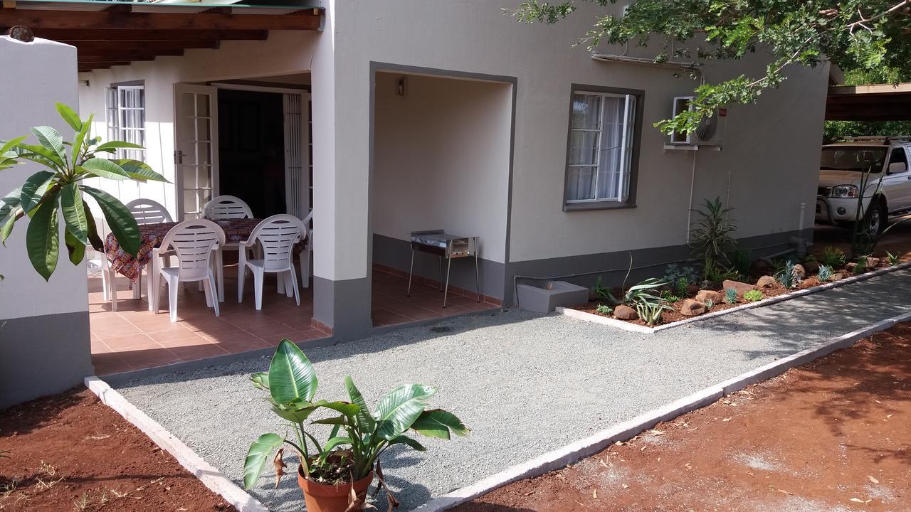 Hluhluwe Country Cottages Exterior photo